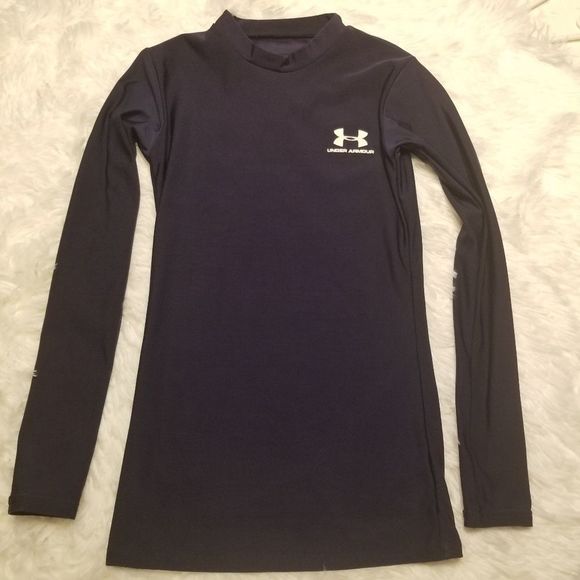 Bundle of 4 youth small sports shirts - Picture 2 of 9